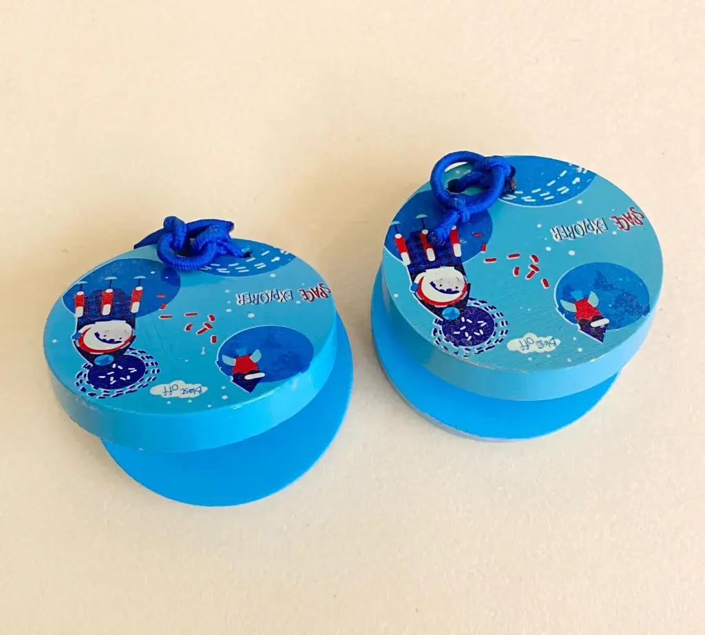 Graphic designed castanet