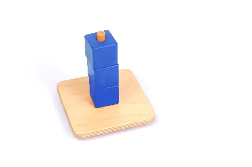 [91005] Cubes on Vertical Dowel