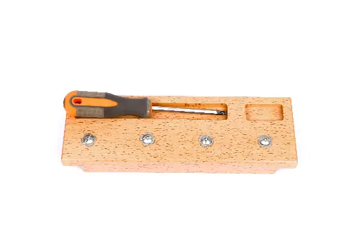 [91120] Screwdriver and Nails