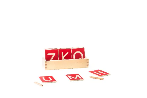 [12062] Trace me English upper case letters